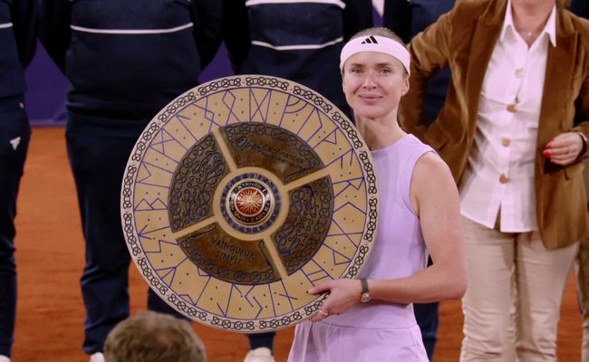 "Слава Украине!". Элина Свитолина выступила с речью на церемонии награждения турнира в Руане