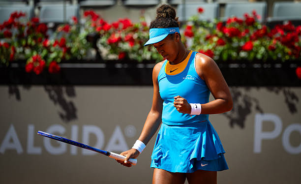 Рим. Осака выиграла шестой матч подряд и встретится с Бадосой, Андрееску и Саккари вышли во второй круг