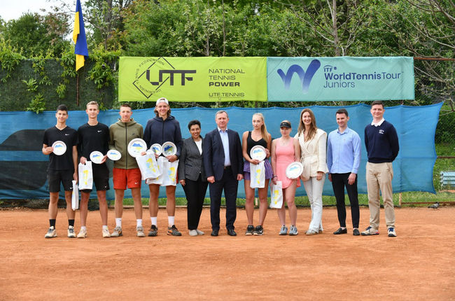 Юниоры. Втерковский стал чемпионом в Ужгороде вторую неделю подряд, Никифорук завоевала дебютный титул ITF Juniors