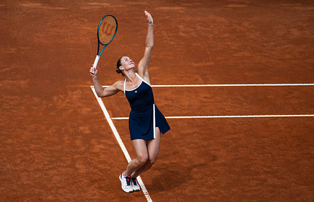 Рим. Костюк за два часа уступила лидеру рейтинга Соболенко в матче 1/8 финала