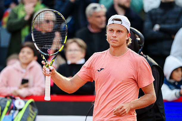 Гамбург. Мюллер одержал самую рейтинговую победу в карьере, обыграв третью ракетку мира Зверева на пути в четвертьфинал