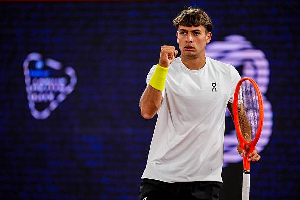 Гамбург. Оже-Альяссим за три часа одолел Мюллера, Коболли с "баранкой" победил Баутиста Агута