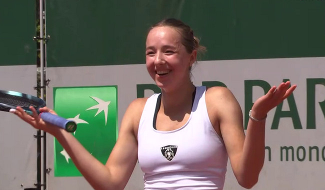 Ролан Гаррос. Соболева победила Джонс и дебютирует в основной сетке турнира Grand Slam