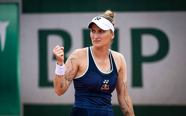 Ролан Гаррос. Вондроушова вернулась после трехмесячной паузы, 18-летняя Валентова одержала дебютную победу в основной сетке в Туре