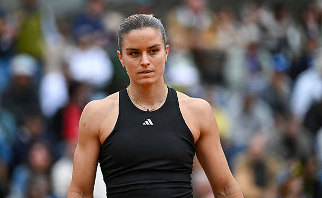 Ролан Гаррос. Гарланд выиграла дебютный матч в основе "мэйджора", Мухова и Саккари проиграли в стартовом раунде