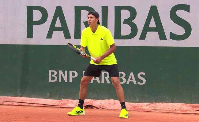 Ролан Гаррос. Белозерцев вышел во второй круг, Котляр уступила седьмой сеяной на старте соревнований