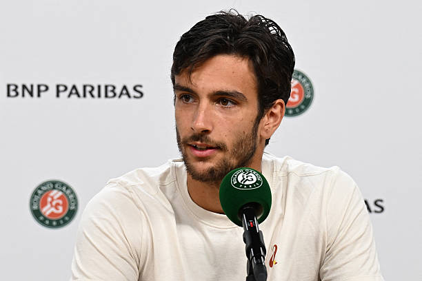 Лоренцо Музетти: "Было очень трудно победить Тиафо, особенно с учетом сегодняшних условий с ветром, было меньше грунта и корт был быстрее"