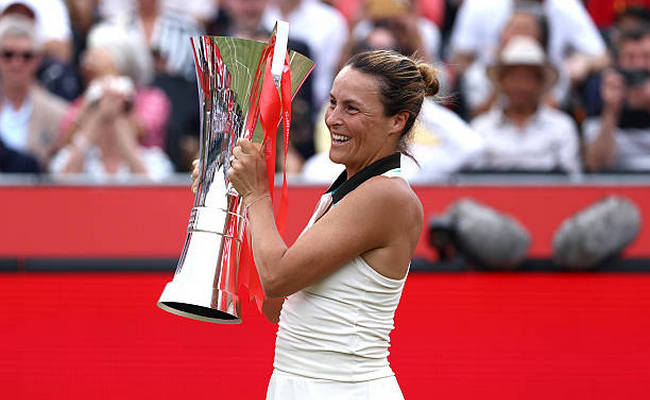 Лондон. "Квалифаер" Мария выиграла крупнейший титул в карьере, обыграв в финале Анисимову