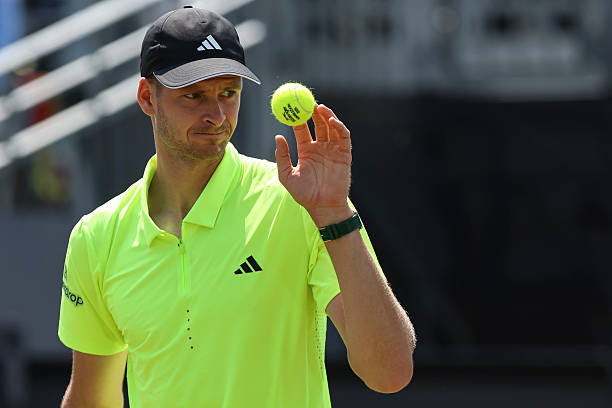 "Мне нужен отдых и лечение". Первая ракетка Польши не сыграет на Уимблдоне