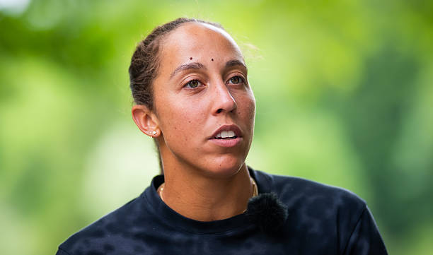 Мэдисон Кис - о президентстве Трампа: "Сложно найти баланс между желанием быть в курсе событий и тем, что это просто безумие"