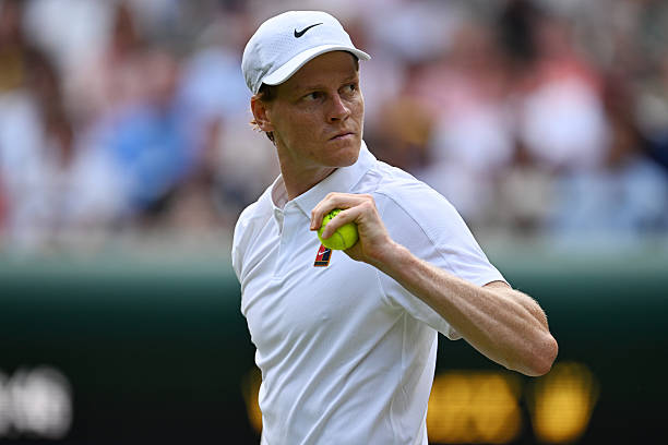 Янник Синнер - после выхода в полуфинал на Уимблдоне: "Я еще никогда не побеждал Джоковича на Уимблдоне, так что это будет очень сложный вызов"