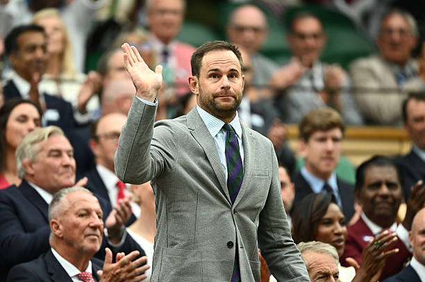 Энди Роддик - о разгромной победе Швёнтек в финале Уимблдона: "Ты давишь сопернице на горло, потому что это спорт"