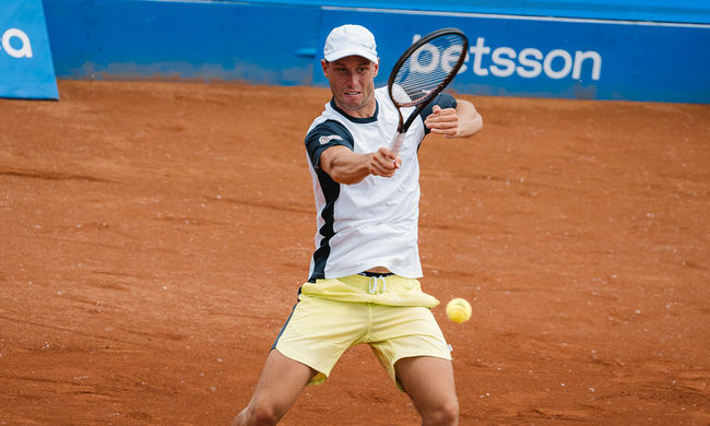 Бостад. Мисолич обыграл действующего чемпиона, Серундоло прервал свою серию поражений