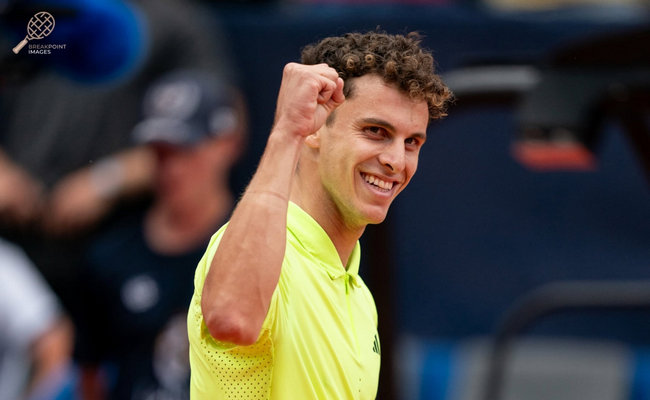 Гштаад. Серундоло обыграл "квалифаера" Бусе и будет бороться за второй титул в карьере