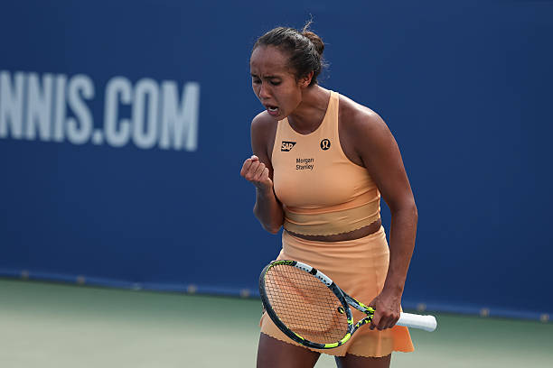 Вашингтон. Фернандес за три часа победила Рыбакину в полуфинале, отыграв подачу на матч во втором сете