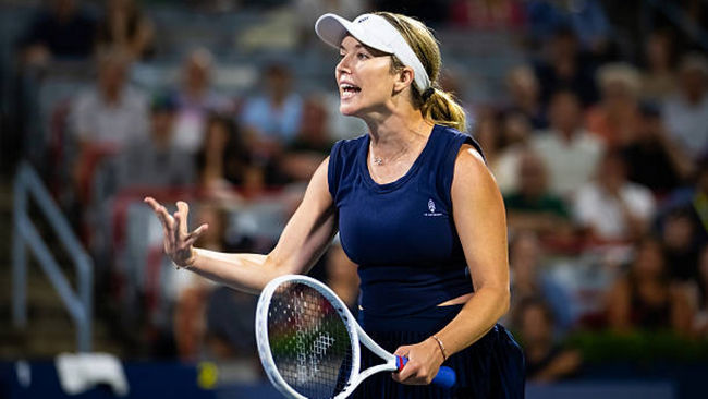 Даниэль Коллинс - об интернет-троллях: "Они сидят на своих задницах и судят людей, которые проявляются и пытаются отдать все силы"