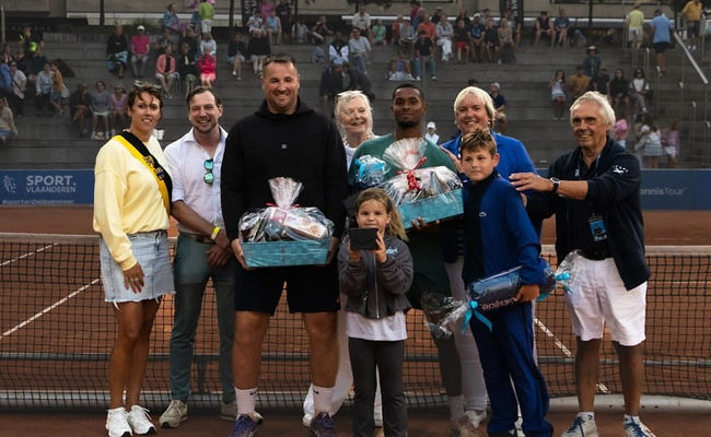 Коксейде (М25). 37-летний Ужиловский завоевал свой 42-й титул на турнирах ITF в парном разряде