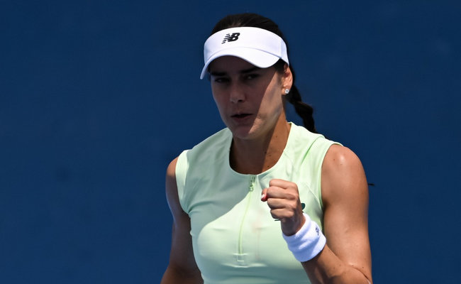 Кливленд. Кырстя победила лидера посева Самсонову, Ван Синьюй выиграла два матча за день и вышла в 1/2 финала