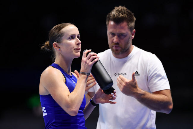 "Это супер грустно". Элина Свитолина - о драматическом поражении от Паолини в полуфинальном матче Billie Jean King Cup Finals