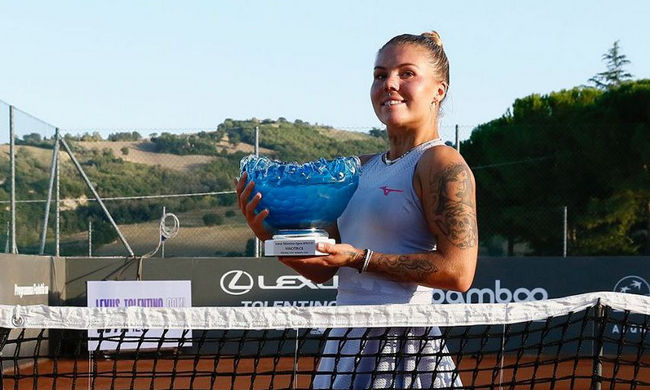 Толентино. Олейникова разгромила соперницу в финале и выиграла крупнейший титул в карьере