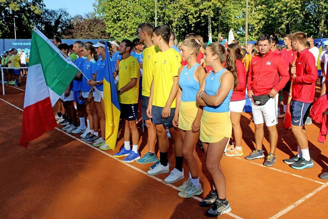 Украинские юниоры выступили на Чемпионате Европы U16: результаты матчей