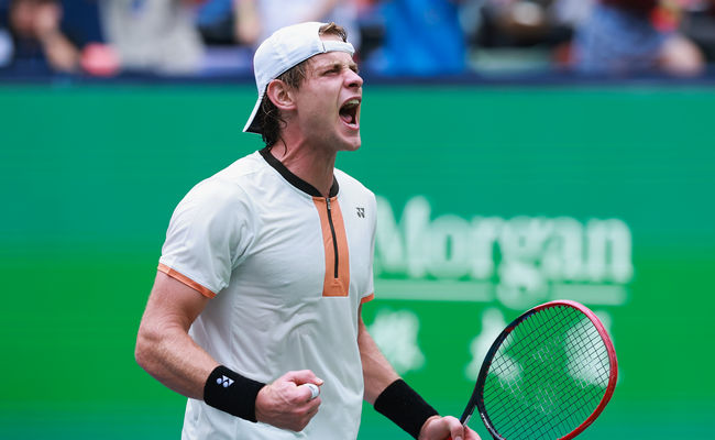 Шанхай. Бергс отыграл два матчбола и победил Диалло в трехчасовом поединке четвертого круга