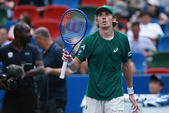 Шанхай. Де Минор выиграл 50-й матч в сезоне и впервые сыграет в четвертьфинале турнира