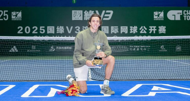 ATP Challenger Tour. Хоинский выиграл четвертый титул в сезоне, теннисист из восьмой сотни рейтинга стал чемпионом в США