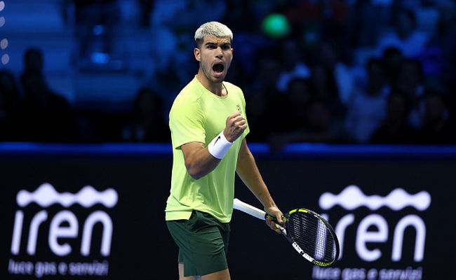 ATP Finals. Алькарас обыграл де Минора в первом групповом матче