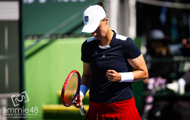 Лімож. Калініна перемогла сіяну суперницю і вийшла до чвертьфіналу