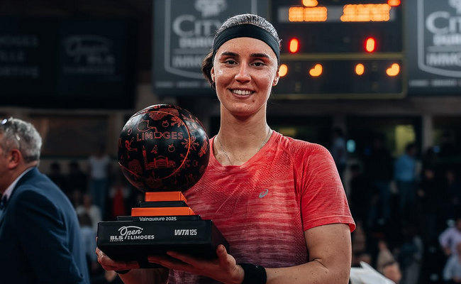 Лимож. Калинина обыграла Жакмо и стала двукратной чемпионкой соревнований