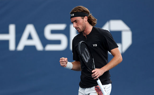 СМИ: Циципас прекратил многолетнее сотрудничество со спонсором и сменит поставщика ракеток