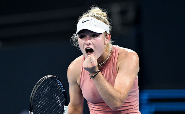 Брисбен. 17-летняя Джонс обыграла соперницу из топ-50, Френх отыграла матчболы во встрече с Вондроушовой