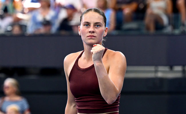 Брисбен. Костюк с "баранкой" разгромила шестую ракетку мира и сыграет в финале против Соболенко