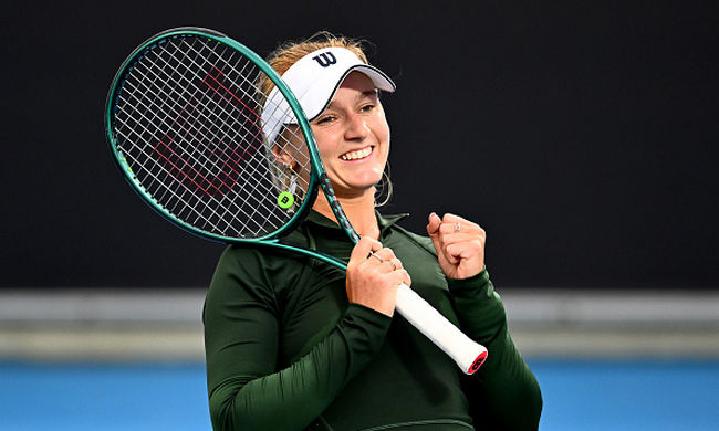 Хобарт. Престон дебютирует в полуфинале после победы над Радукану, Ружич с третьей попытки преодолела четвертьфинальную стадию