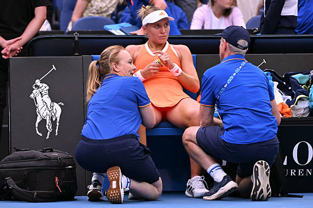 Australian Open. Стародубцева за 2,5 часа уступила Томлянович в матче первого круга