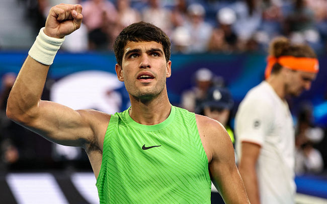 Australian Open. Алькарас за пять с половиной часов победил Зверева и впервые вышел в финал соревнований