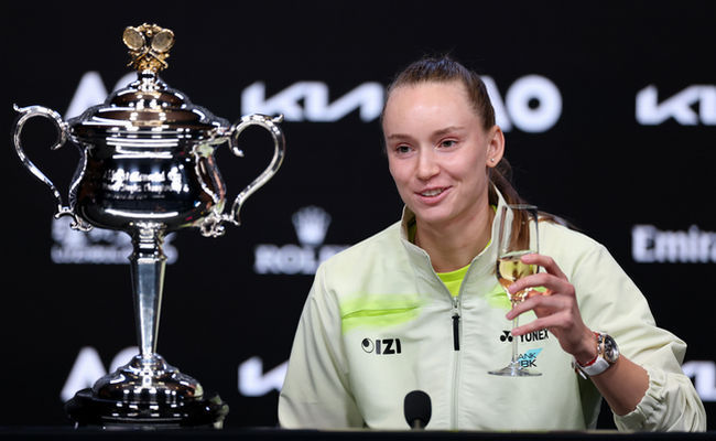 Елена Рыбакина - о победе в финале Australian Open: "Я не ожидала, что смогу переломить ход матча, но получила несколько возможностей"