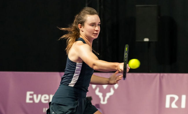 Клуж-Напока. Снигур отдала всего один гейм Кристиан и во второй раз в карьере вышла в 1/4 финала